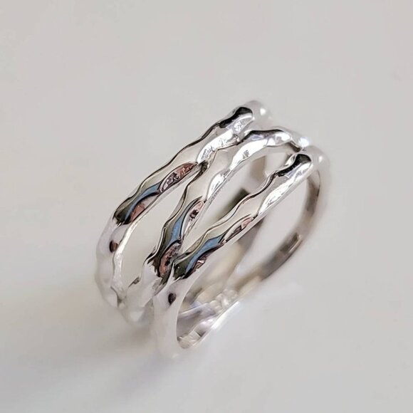 Women's Solid 925 Sterling Silver Hammered Ring Thumb Band Midi Ring - Picture 5 of 8